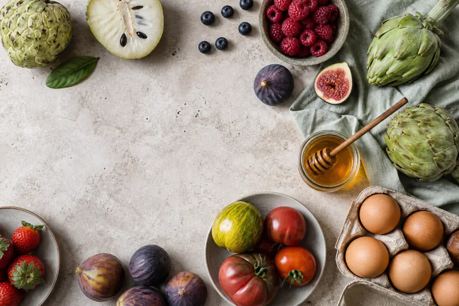 Frutas especiales, miel natural y huevos frescos